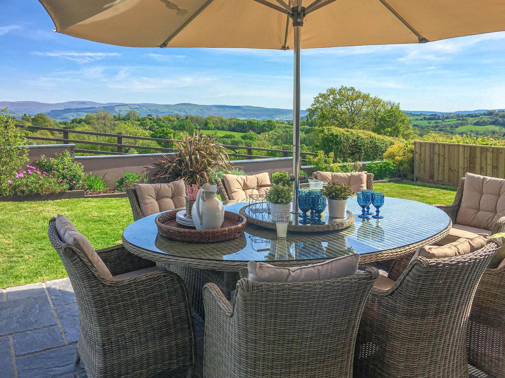 Maes Y Bryn Farmhouse Llanwrda Εξωτερικό φωτογραφία
